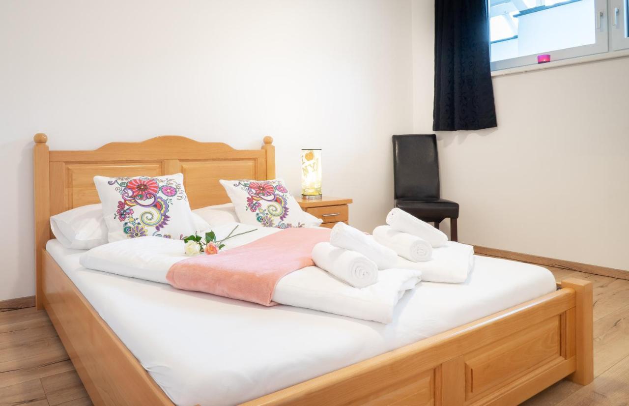 Lungau Living Appartements - Penthouse Sankt Michael im Lungau Eksteriør bilde